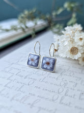 Load image into Gallery viewer, *Blue Daisies