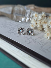 Load image into Gallery viewer, Pair 18: Silver Flowers with Opals