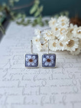 Load image into Gallery viewer, *Blue Daisies
