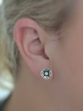 Load image into Gallery viewer, Pair 18: Silver Flowers with Opals
